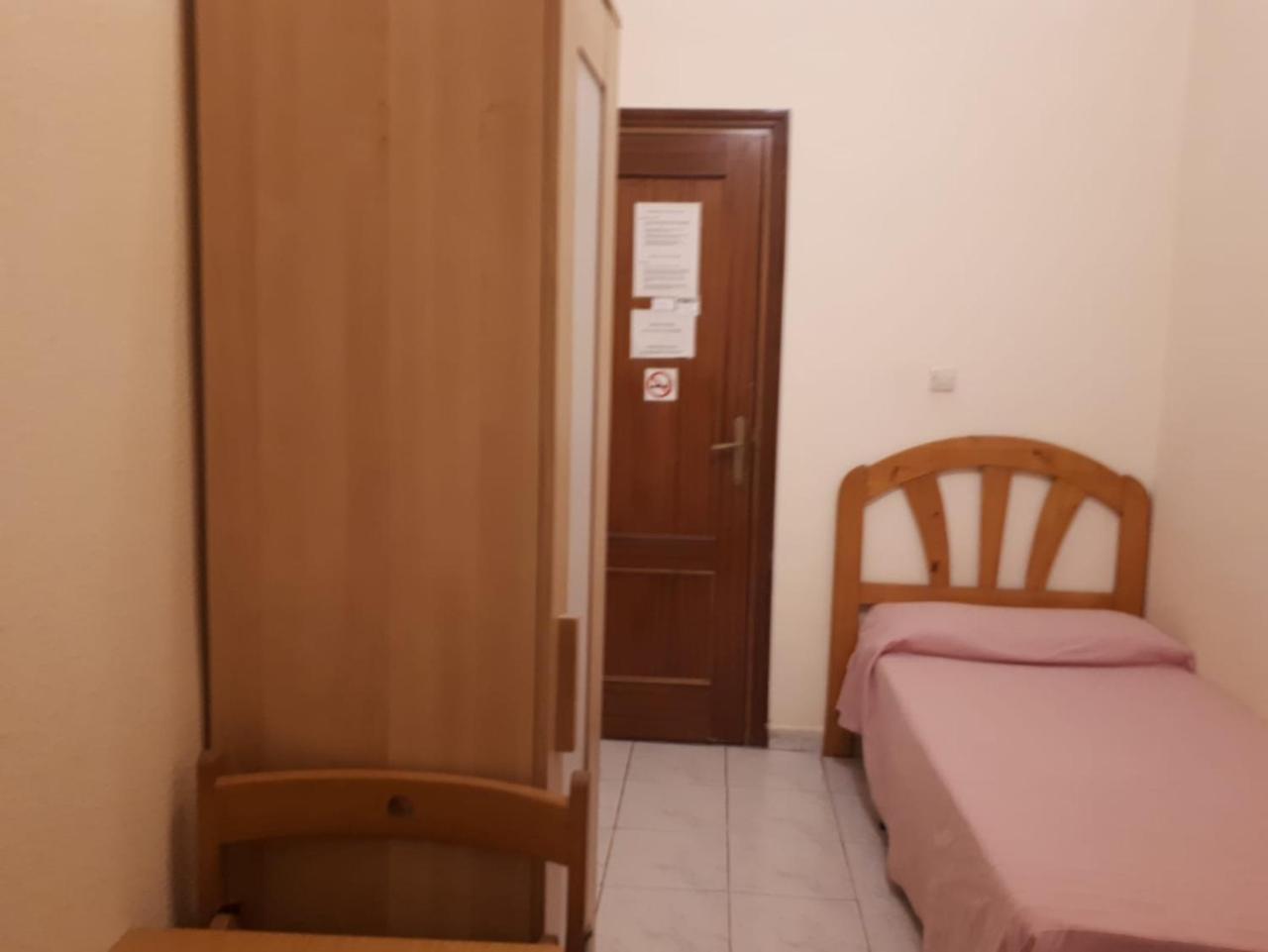 Hostal Pacios Madrid Eksteriør bilde