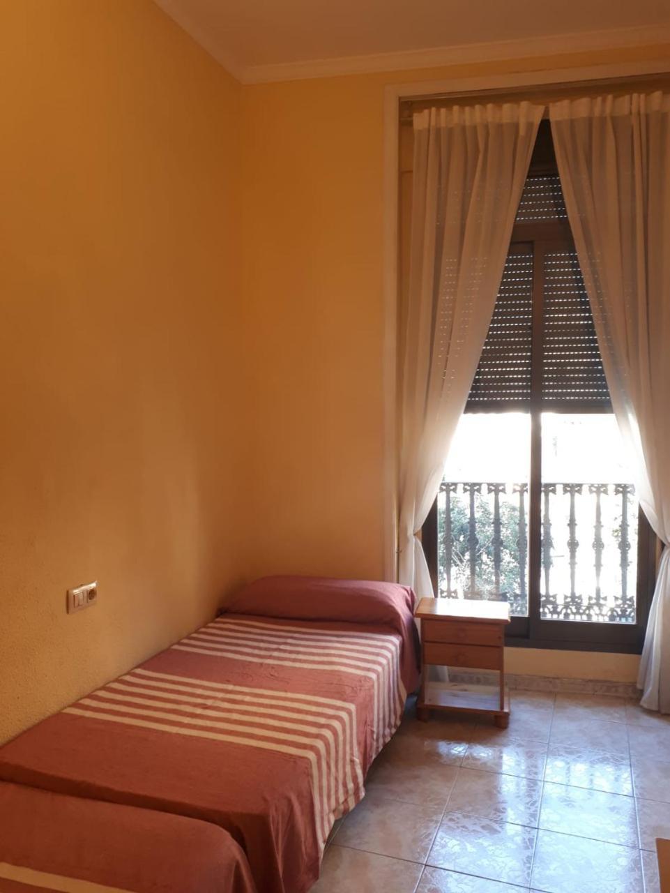 Hostal Pacios Madrid Eksteriør bilde
